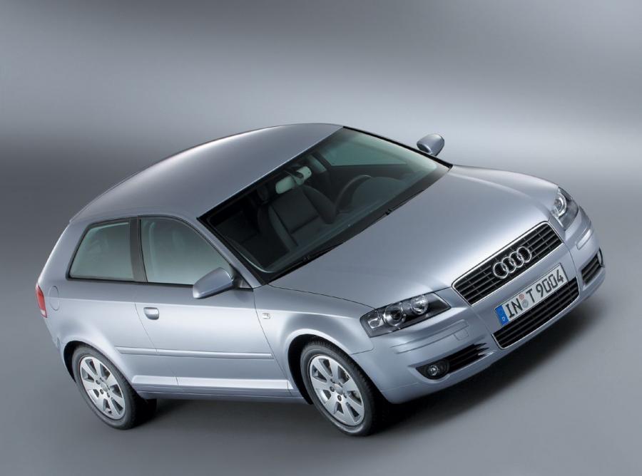  Audi A3 2.0 TDI (8P) 2003 года  (фото 7 из 23)